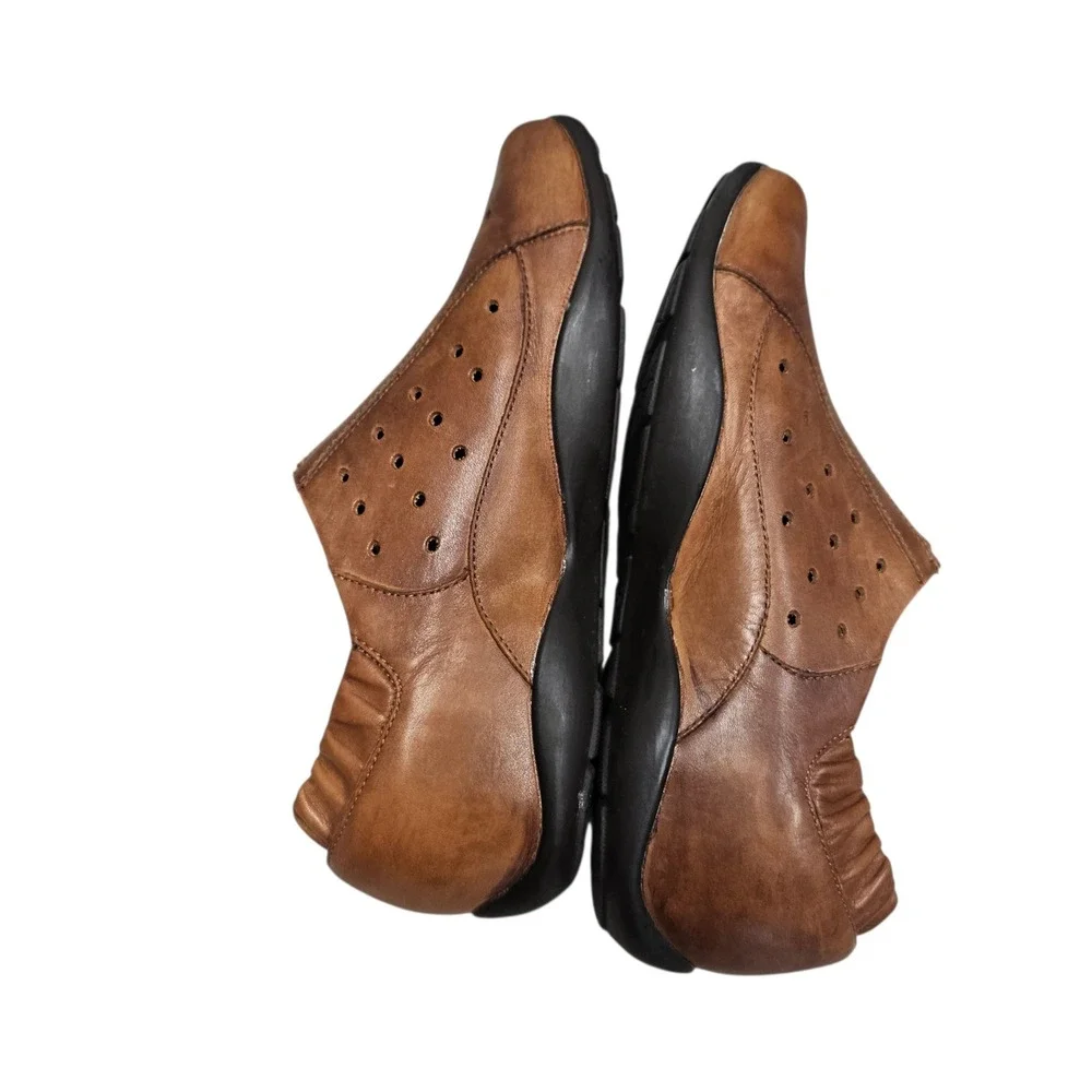 Dansko Loafers Women 39 Brown Leather Front Zip Perforated Comfort Walking Shoes